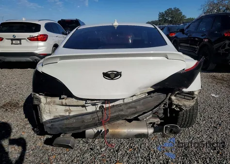 2010 Hyundai Genesis Coupe 2.0T z USA, uszkodzony, nr VIN KMHHT6KD9AU027930